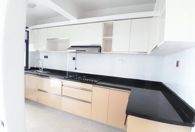 2 Bed Apartment with En Suite at Off Mbaazi Avenue - 3