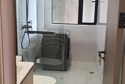 Serviced 3 Bed Apartment with En Suite in Riara Road