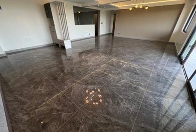 4 Bed Apartment with En Suite in Kileleshwa - 4