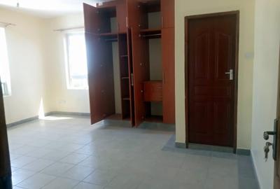 4 Bed House with En Suite in Kizingo