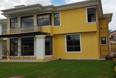 7 Bed House with En Suite at Mimosa Road