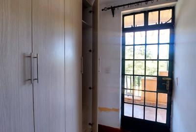 5 Bed Townhouse with En Suite in Karen - 4