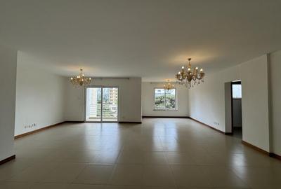 3 Bed Apartment with En Suite at Lavington