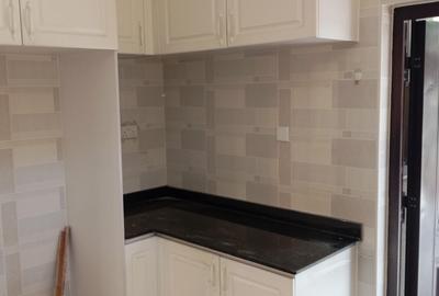 5 Bed Townhouse with En Suite in Lavington - 3