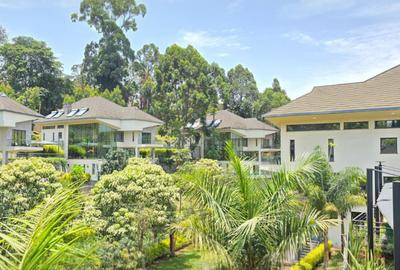 6 Bed Townhouse with En Suite in Lower Kabete - 2