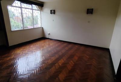 3 Bed Apartment with En Suite in Kilimani