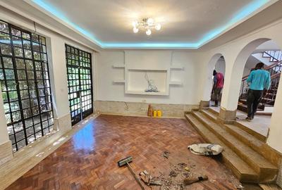 4 Bed House with En Suite in Kitisuru