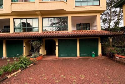 3 Bed Townhouse with En Suite in Westlands Area