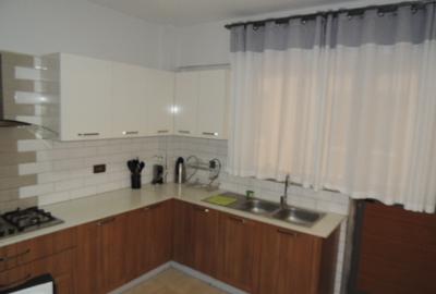Serviced 3 Bed Apartment with En Suite at Rosewood Avenue - 4