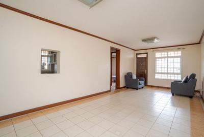 2 Bed Apartment with En Suite in Parklands