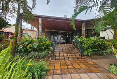 5 Bed House with En Suite in Kitisuru