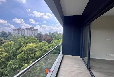 2 Bed Apartment with En Suite in Riverside - 2