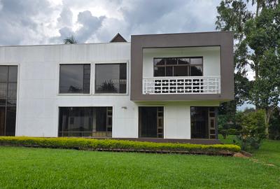 5 Bed House with En Suite at Runda Road - 4