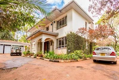 5 Bed House with En Suite in Kitisuru