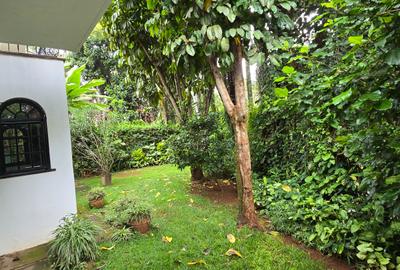 4 Bed Townhouse with En Suite at Riverside Drive - 2