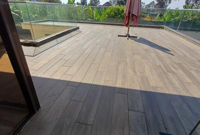 5 Bed House with En Suite at Runda Road - 4