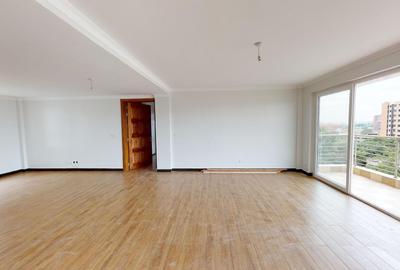 3 Bed Apartment with En Suite at Parklands