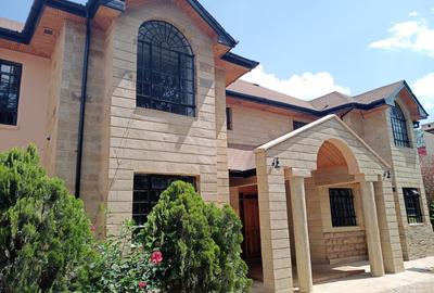 4 Bed Townhouse with En Suite at Runda