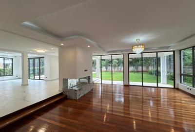 4 Bed Villa with En Suite at Ndege Road - 3