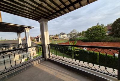 5 Bed House with En Suite in Runda - 4