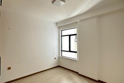 4 Bed Apartment with En Suite in Kileleshwa