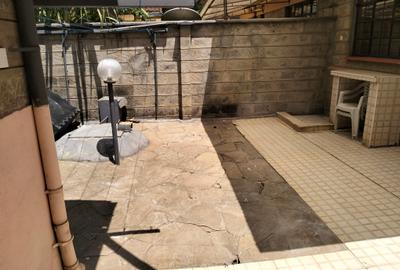 4 Bed Townhouse with En Suite in Lavington - 2