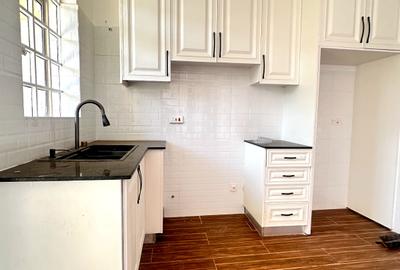 3 Bed House with En Suite in Nyari - 3