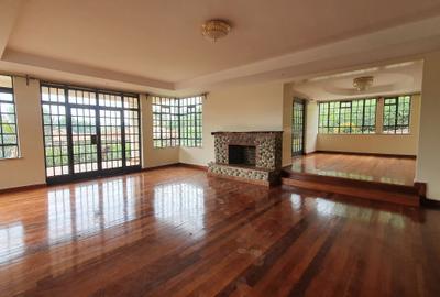 5 Bed House with En Suite in Kitisuru