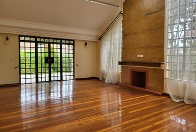 4 Bed Townhouse with En Suite in Kitisuru
