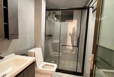 2 Bed Apartment with En Suite at Riverside Drive - 4