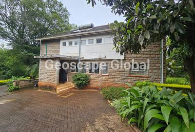 4 Bed House with En Suite in Lavington