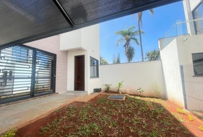 4 Bed Townhouse with En Suite in Lavington