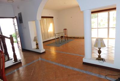 4 Bed House with En Suite at Nyali