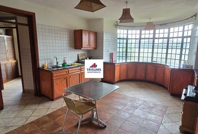 4 Bed House with En Suite in Runda - 4