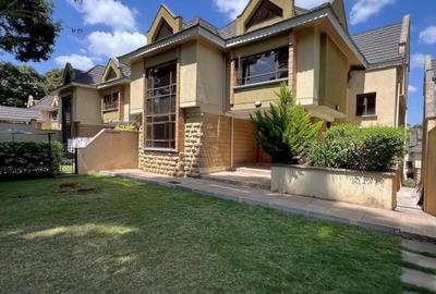 5 Bed Townhouse with En Suite at Convent Drive