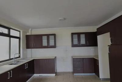 4 Bed Apartment with Borehole in Kilimani - 4