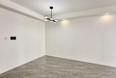 1 Bed Apartment with En Suite in Westlands Area - 2