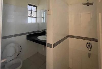 Serviced 2 Bed Apartment with En Suite in Lavington - 3