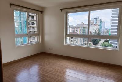 4 Bed Apartment with En Suite in Kilimani - 4