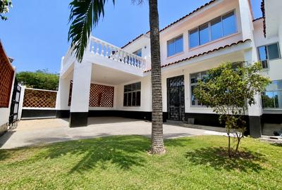4 Bed Villa with En Suite at Twiga Road - 3