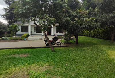 3 Bed House with En Suite in Karen - 2