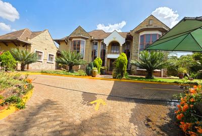 5 Bed Townhouse with En Suite at Runda Park - 3