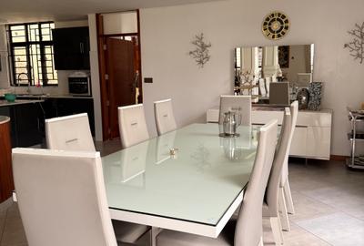 4 Bed Townhouse with En Suite in Spring Valley - 3