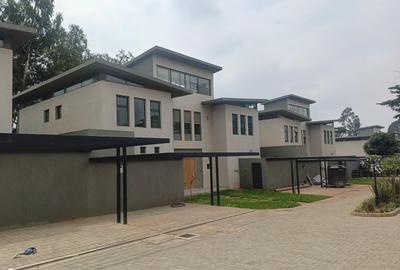 4 Bed Townhouse with En Suite at Runda - 4