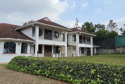 5 Bed Villa with En Suite at Runda Road - 2