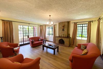 5 Bed Townhouse with En Suite in Spring Valley - 3