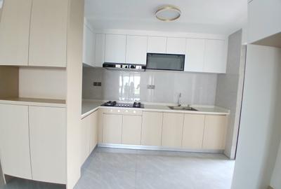 2 Bed Apartment with En Suite at Riverside Gardens - 2