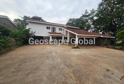 5 Bed House with En Suite in Gigiri