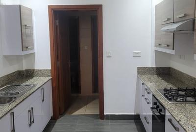 2 Bed Apartment with En Suite in Westlands Area