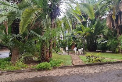 1,354 ft² Commercial Property with Service Charge Included at Westlands - 4